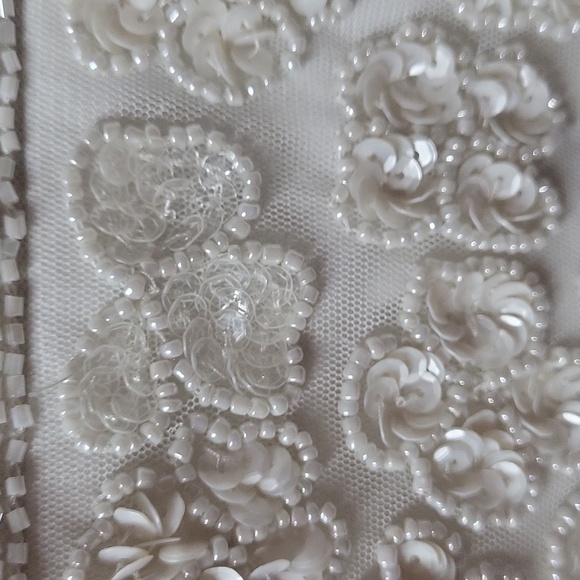 Macduggal 10748 White beaded Gown 4 NWT could use for a wedding gown - Picture 7 of 8